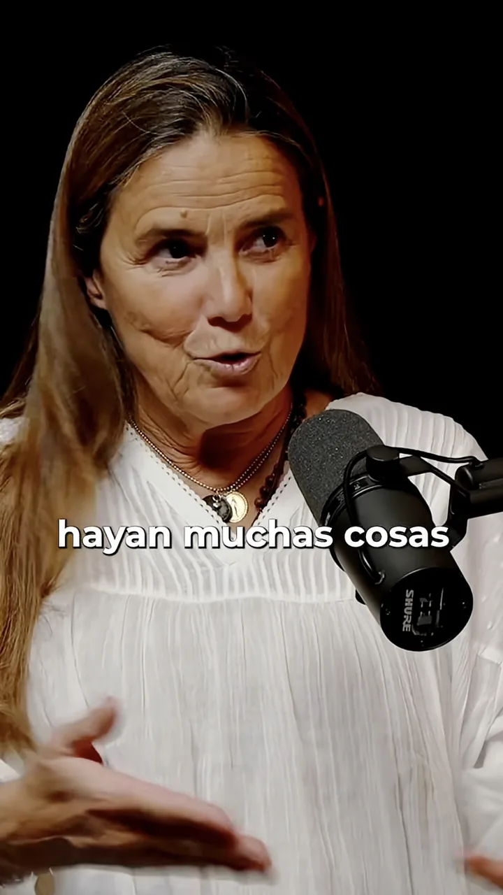 Reel vertical de podcast para redes sociales producido por Blackstone